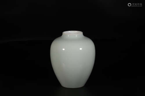 DAOGUANG MARK PEA GREEN GLAZE CAN
