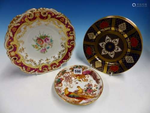 FOUR CAVERSWALL IMARI PALETTE PLATES. Dia. 21cms. TWO CROWN DERBY SAUCERS TOGETHER WITH TWO FLOWER