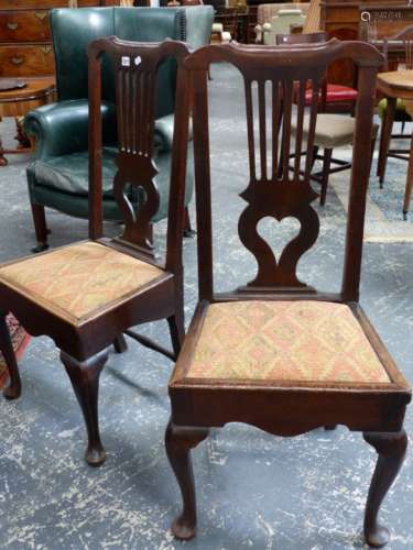 A SET OF FOUR 18th.C. OAK CHAIRS, THE SIX BAR SPLATS OVER HEARTS, DROP IN SEATS, WAVY APRONS