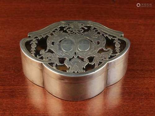 A Pretty 19th Century .950 Silver & Tortoiseshell Snuff Box.