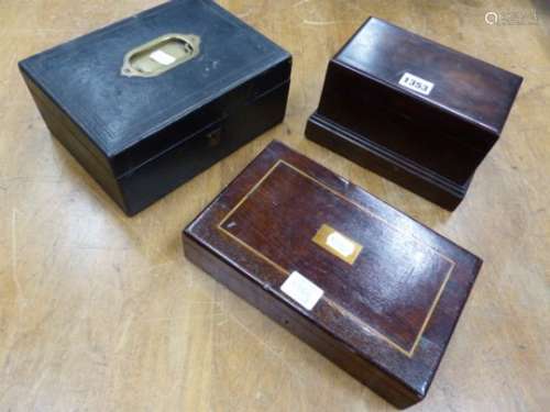 THREE VARIOUS JEWELLERY BOXES WITH INTERIOR TRAYS, ONE MAHOGANY, ANOTHER WITH BRASS LINE INLAY,