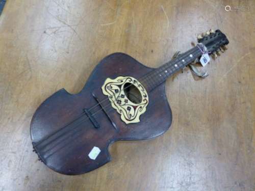 ATTRIBUTED TO EWALD GLAESEL OF MARKNEUKIRCHEN CIRCA 1905, A VIENNESE COLLEGE OF MUSIC MANDOLIN. H