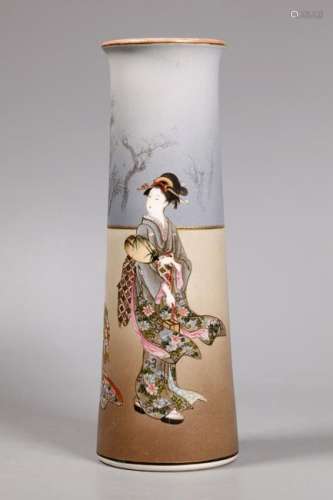 Japanese Kinkozan Satsuma Painted Ceramic Vase