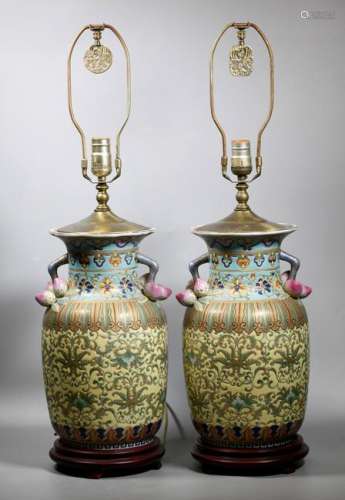 Pr Chinese Famille Rose Porcelain Vases