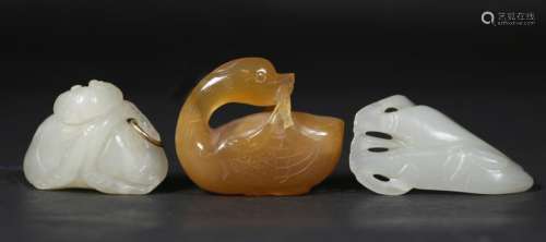 2 Chinese Qing White Jade Carvings; 1 Agate Goose