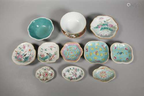 12 Chinese Qing Dynasty Enameled Porcelains