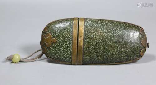Chinese Qing Dynasty Fish Skin Shagreen Case