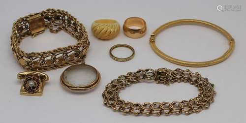 JEWELRY. Assorted Gold Jewelry Grouping.