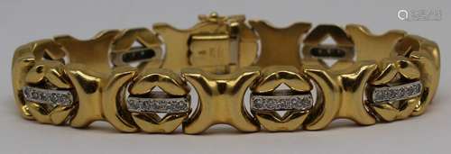 JEWELRY. Signed 18kt Gold and Diamond Bracelet.