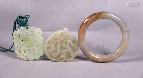 Chinese Jade Plaque Jadeite Bangle Bird Pendant