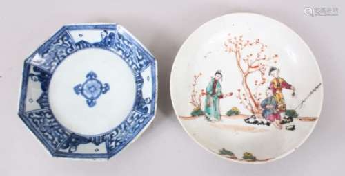 TWO 18TH CENTURY CHINESE BLUE & WHITE / FAMILLE ROSE POCELAIN SAUCERS, 12.5cm & 14cm.
