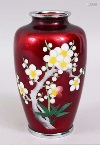 A GOOD JAPANESE TAISHO /SHOWA PERIOD GINBARI CLOISONNE VASE,the red ground body with cherry