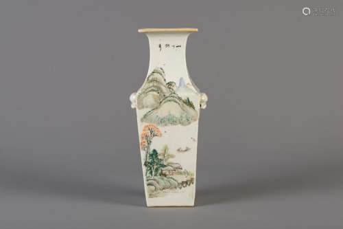 A square Chinese qianjiang cai vase, 19th/20th C.