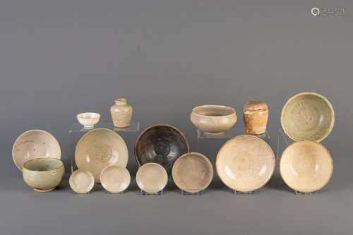 A large collection Vietnamese monochrome glazed bowls,