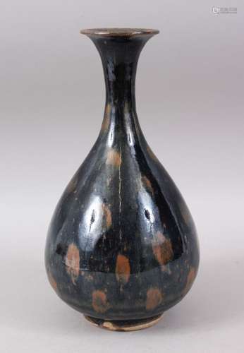 A CHINESE JIAN WARE POTTERY VASE, the dark ground with green/brown highlights, 27cm high