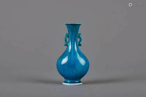 A Chinese monochrome turquoise vase, Kangxi