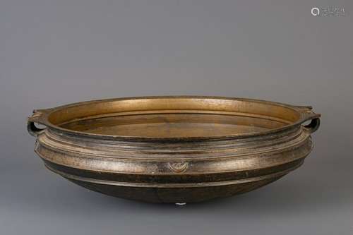 A large Japanese bronze censer, Meiji, 19th C.