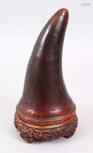 A VERY RARE CHINESE LATE MING / EARLY QING DYNASTY LACQUERED WOOD SCHOLARS OBJECT IN THE FORM OF A