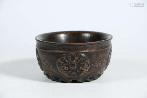 A CARVED CHENXIANG WOOD 'DRAGON' BOWL