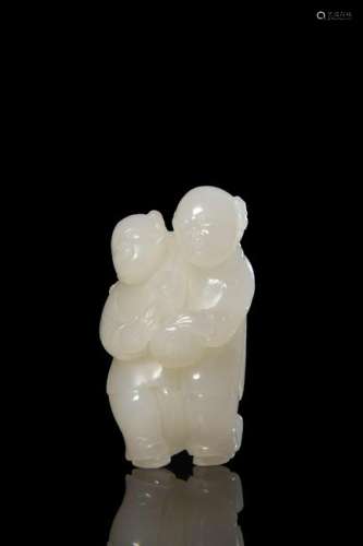A WHTIE JADE CARVING OF FIGURE