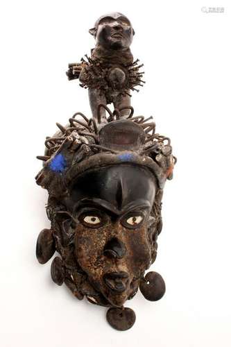 BAKONGO NAIL FETISH MASK