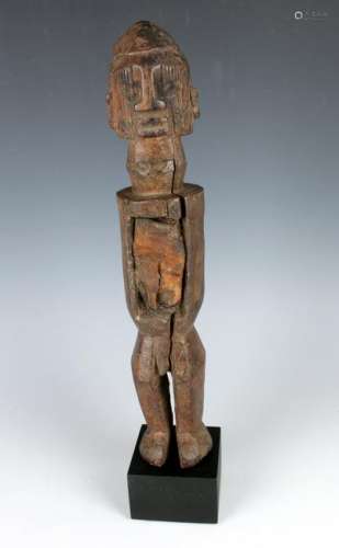 AFRICAN WOODEN FETISH FIGURE CARVING ON STAND