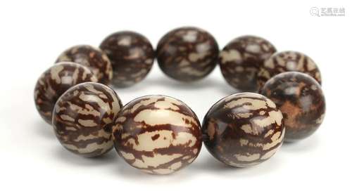 HIGHLY POLISHED WALNUT MALA BRACELET