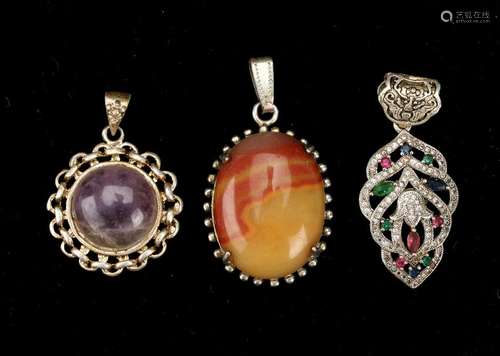 3 JEWELRY PENDANTS