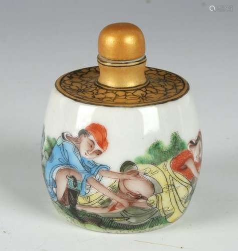 ROUND EROTIC SNUFF BOTTLE