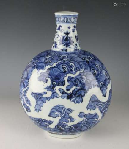 BLUE & WHITE REVERSE DRAGON MOON FLASK