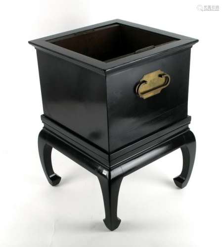CHINESE STYLE SQUARE COPPER LINED PLANTER