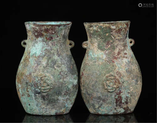 PAIR OF CHINESE ANCIENT BRONZE VASES