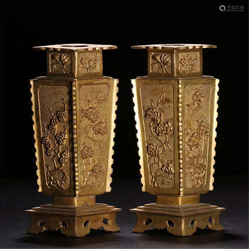 PAIR OF CHINESE GILT BRONZE SQUARE VASE ON STAND