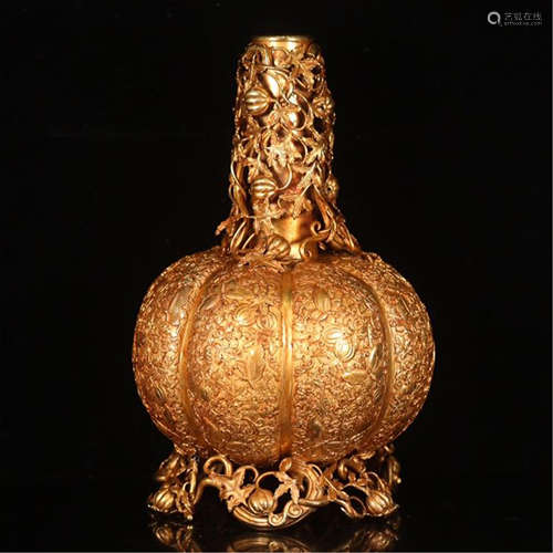 CHINESE GILT BRONZE MELON SHAPED VASE