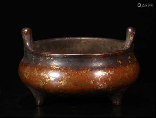 CHINESE GILT BRONZE TRIPLE FEET ROUND CENSER