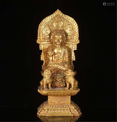 CHINESE GILT BRONZE SEATED SAKAYMUNI WITH BEAST ON NICHE