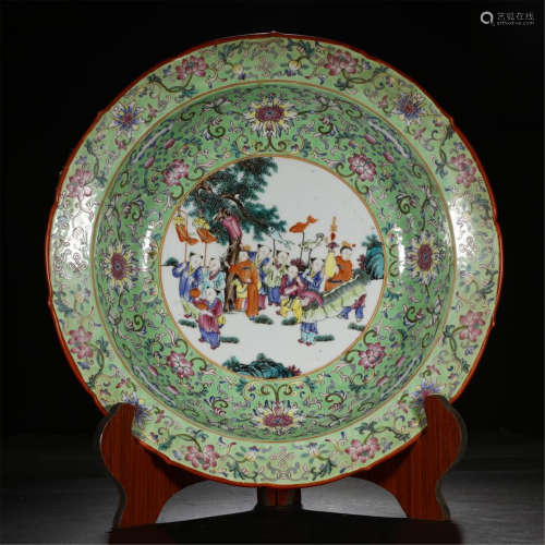 CHINESE PORCELAIN FAMILLE ROSE BOY PLAYING CHARGER