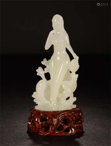 CHINESE CELADON JADE STANDING NUDE TABLE ITEM