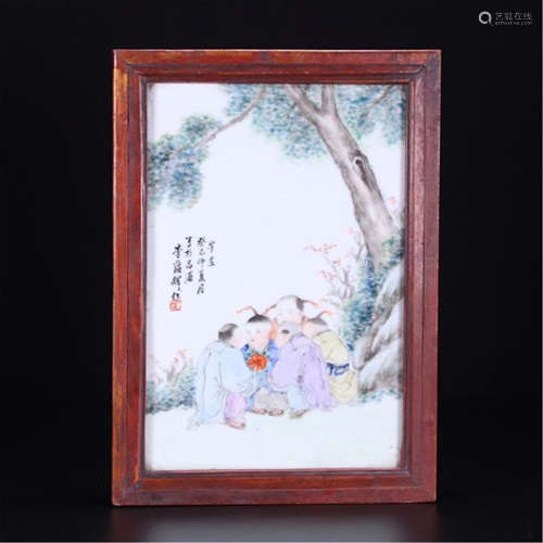 CHINESE PORCELAIN FAMILLE ROSE PLAQUE OF BOY PLAYING