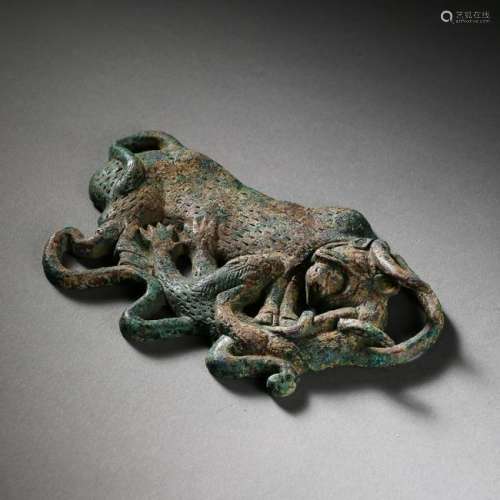 MONGOLIA ORDOS ANCIENT BRONZE BEAST PLAQUE