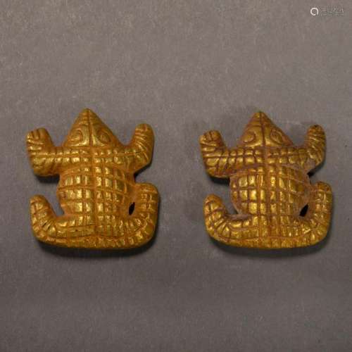 PAIR OF CHINESE PURE GOLD FROG HAN DYNASTY