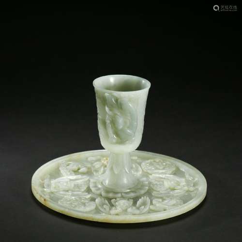 CHINESE CELADON JADE STEM CUP ON DISH