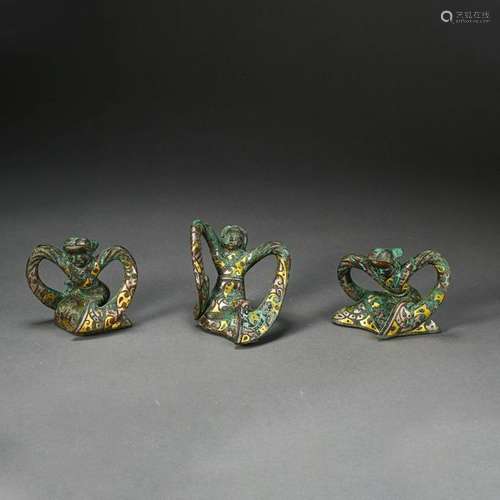 THREE CHINESE GOLD SILVER INLAID BRONZE DANCING FIGURES