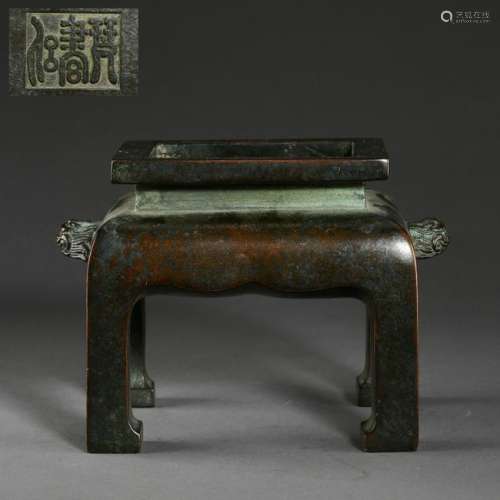 CHINESE BRONZE FOUR FEET LION HEAD HANDLE SQUARE CENSER