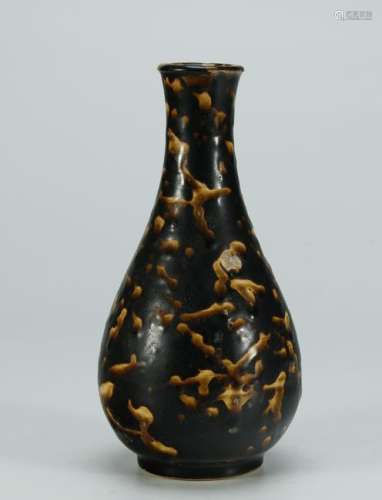 Ji Zhou Yao Vase