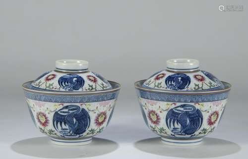 A Pair of Blue and White Bowls with Phoenix Pattern and