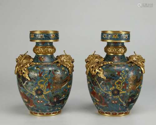 A Pair of Gilt Cloisonne Dragon Pattern Vase