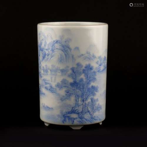 Chinese Famille-Rose Brush Pot