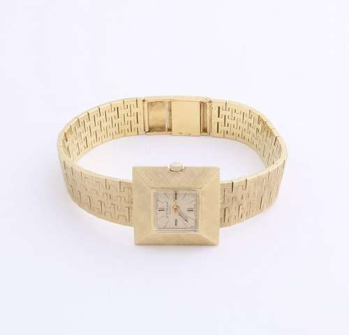 Yellow gold chopard watch, 750/000, with a square case,