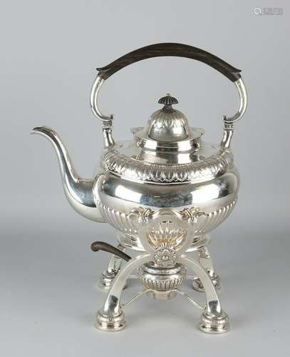 Large silver tumbler with burner, 830/000. Oval tumbler